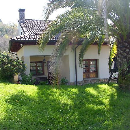 Posada El Pareón Sirviella Exterior foto