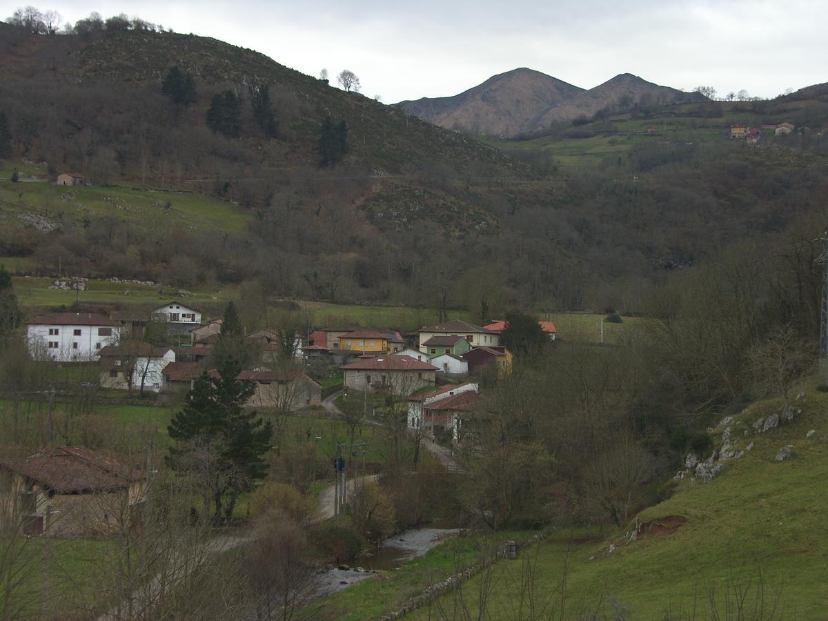 Posada El Pareón Sirviella Exterior foto