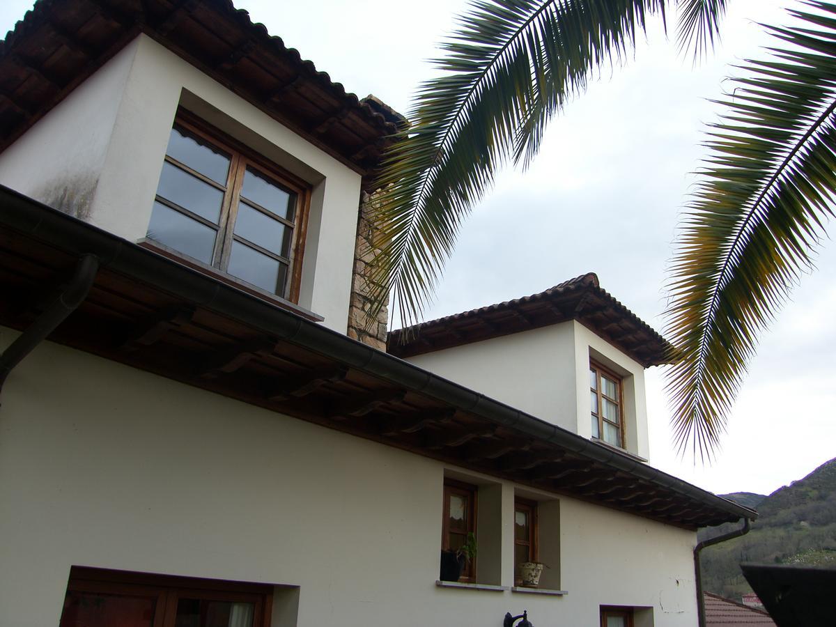 Posada El Pareón Sirviella Exterior foto